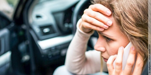 Benachrichtigung von Freunden & Familie im Todesfall: Einfühlsame Wege zur taktvollen Kommunikation